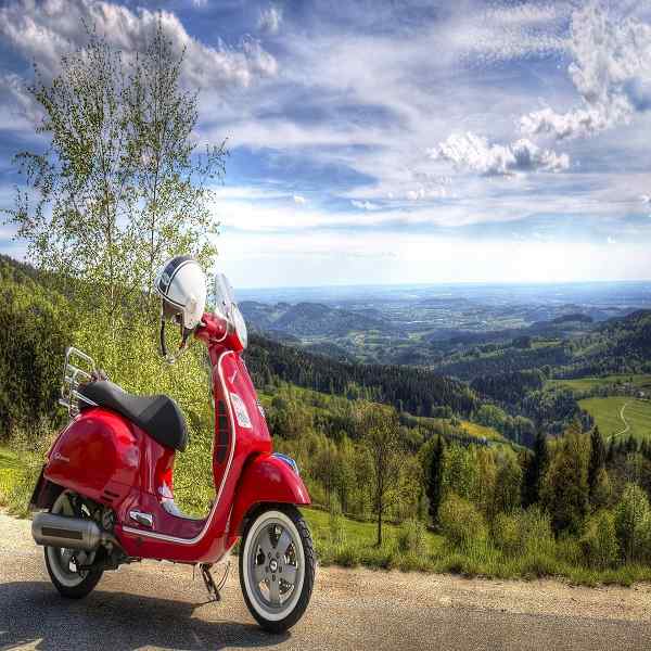 Vespa Tour Tuscany